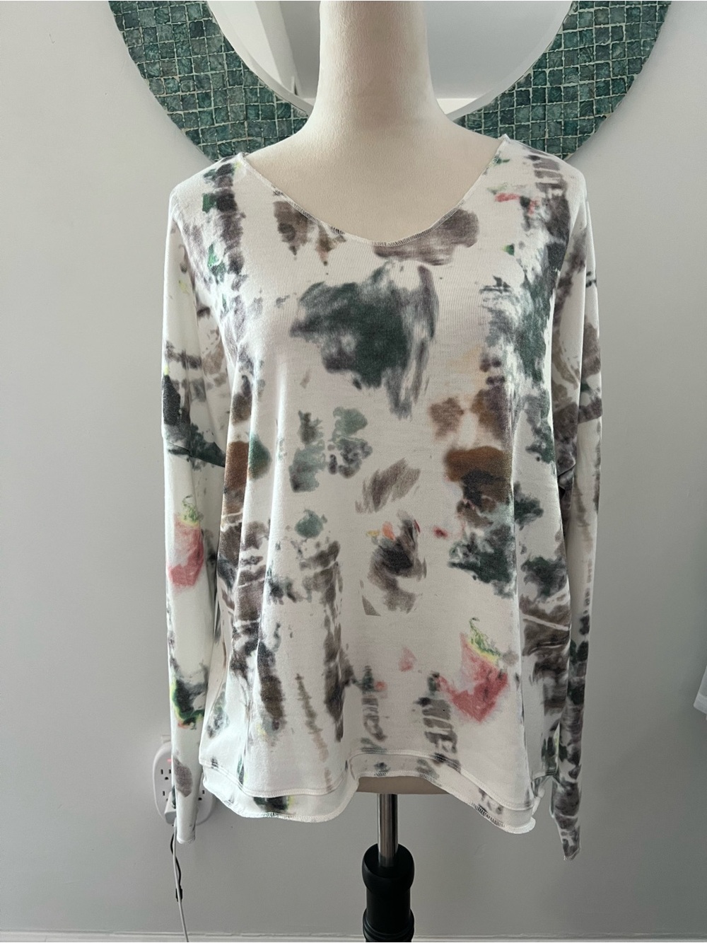 CHARLIE B Long Sleeve Abstract Brushstroke Print Top - White, Green, Brown, Pink